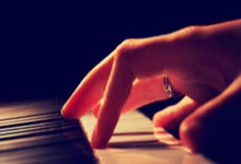 苏州小氪信息技术申请基于物联网的智能化计算机机房机器管理系统专利，隔线与收纳机构有效分类收纳线路避免缠绕混乱提升布线便捷性:计算机信息技术